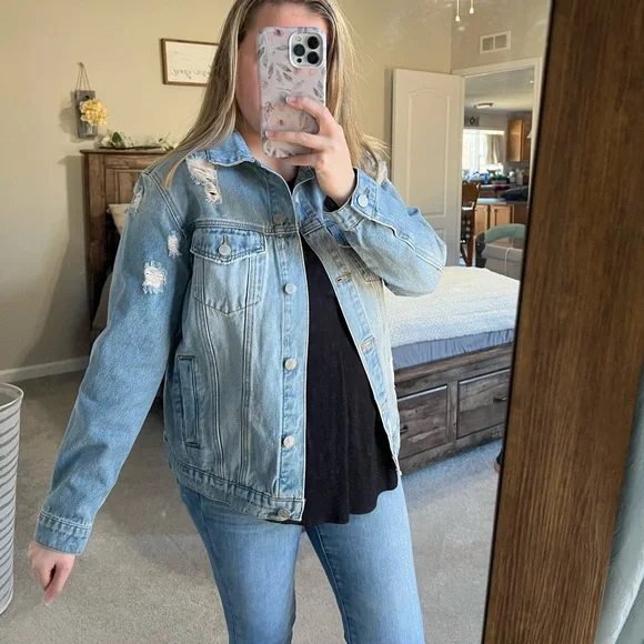(NWT) Light Denim Distressed Jean Button Up Jacket - Picture 2 of 10